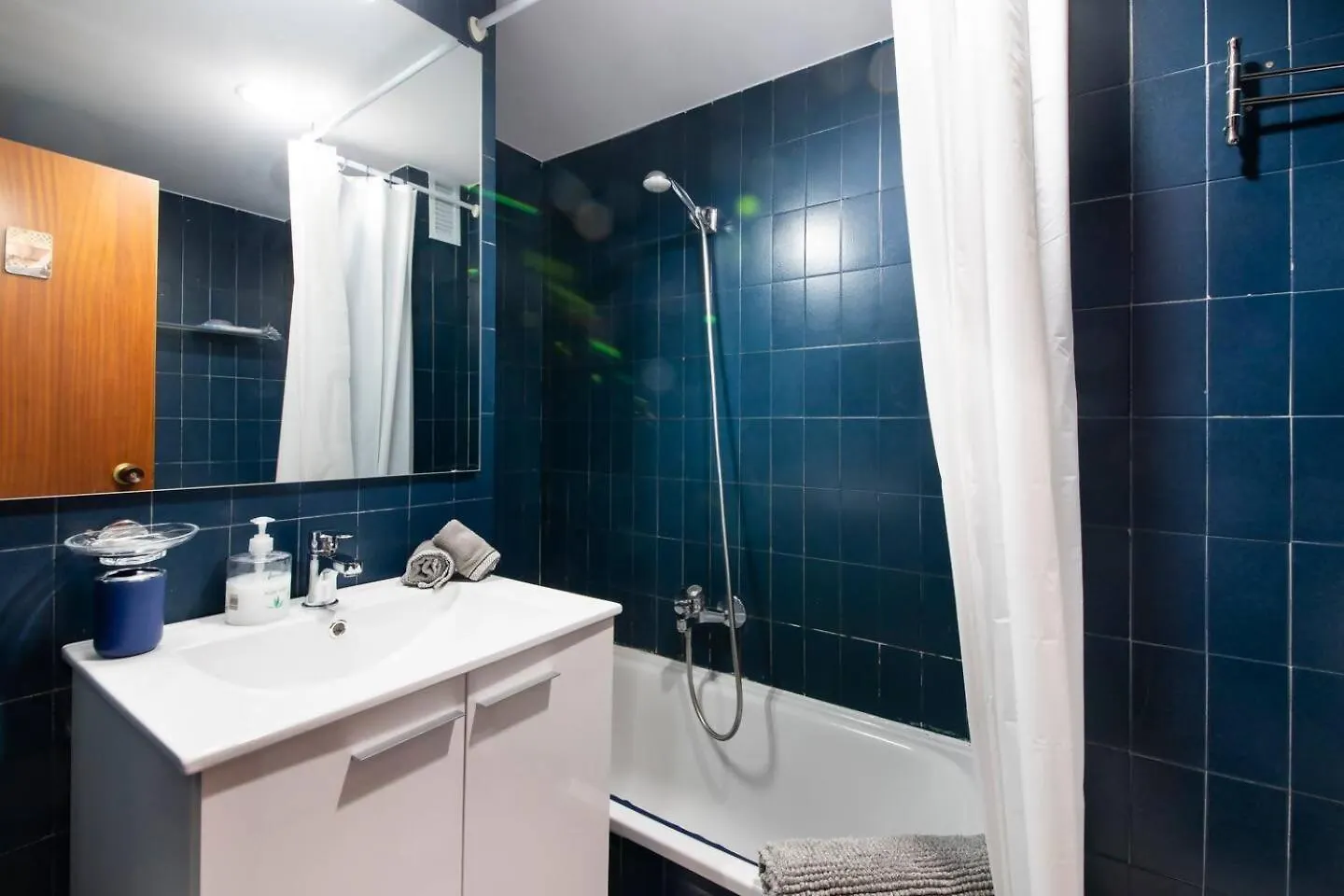 Apartamento Agradable Con Parking En Gros 산세바스티안